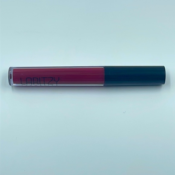 Laritzy Cosmetics Lip Gloss in Supreme (NWT) - Picture 2 of 5